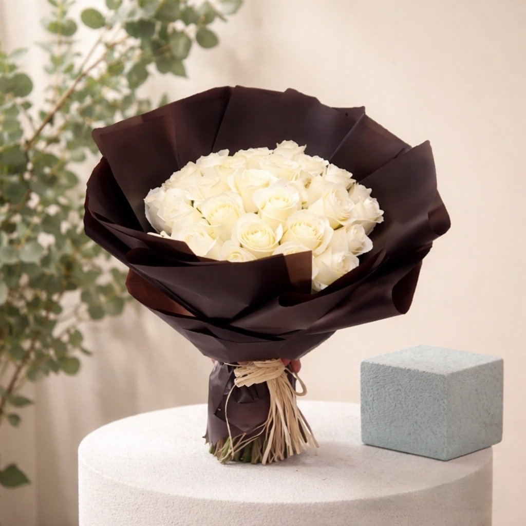25 white Roses Bouquet